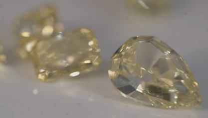 Gemstone Battle: Coloured Diamonds vs. Coloured Sapphires